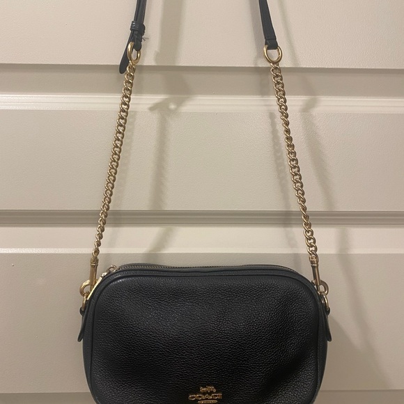 COACH Crossbody Bag Black Leather with Gold Chain-strap - Picture 2 of 6